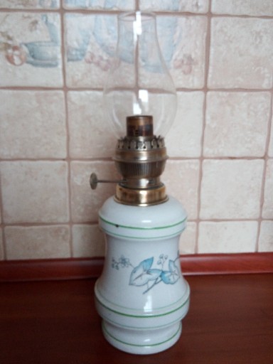 Zdjęcie oferty: Lampa naftowa ceramiczna