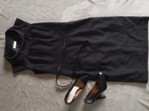 Zdjęcie oferty: Sukienka Reserved r. 40  czarna midi