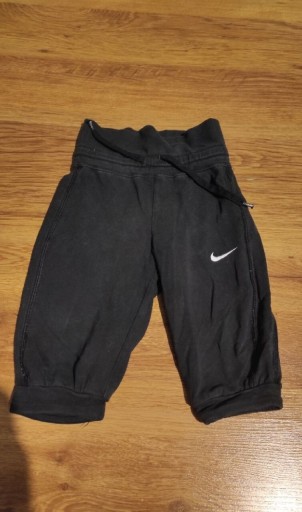 Zdjęcie oferty: Spodnie chłopięce Nike