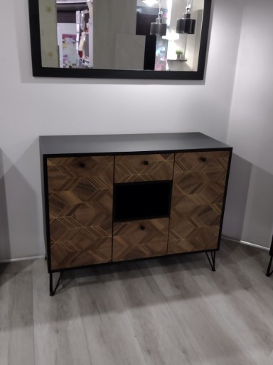 Zdjęcie oferty: Komoda z płyty meblowej 