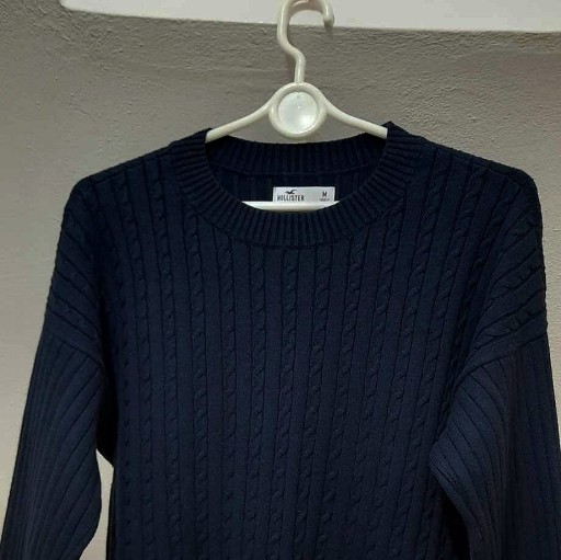 Zdjęcie oferty: Sweter Hollister 38 M warkocz granatowy bdb cotton