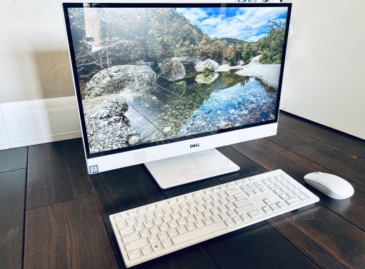 Zdjęcie oferty: Komputer Dell Inspiron 3477 AIO Series 2in1 i5 7th