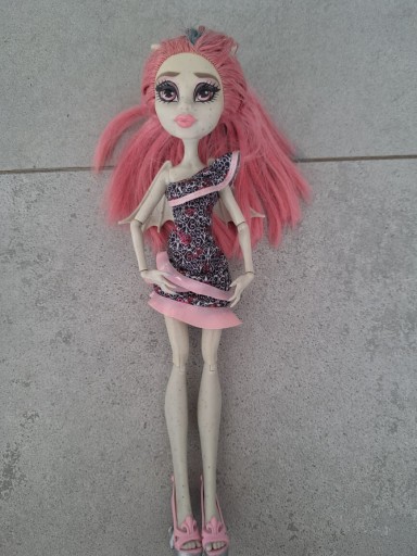 Zdjęcie oferty: Lalka Monster High Rochelle Goyle