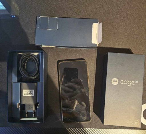 Zdjęcie oferty: Telefon motorola edge 20