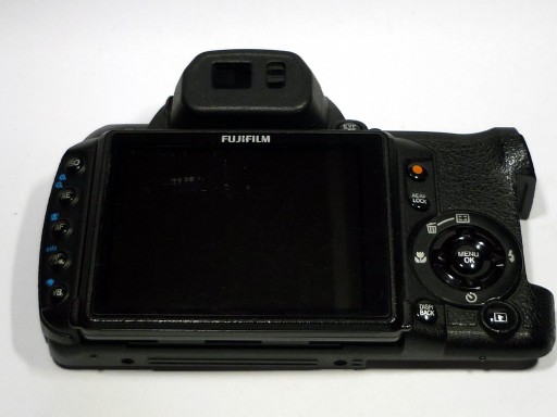 Zdjęcie oferty: Fujifilm HS10 - wyświetlacz LCD plus tył obudowy