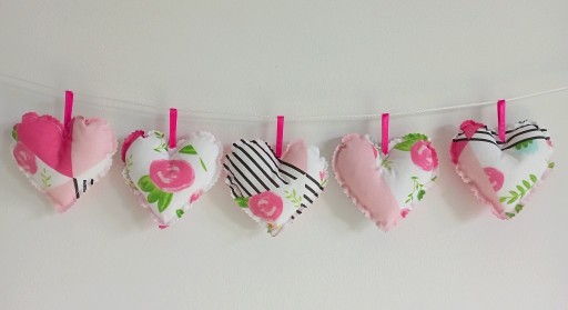 Zdjęcie oferty: Dekoracyjna girlanda serce shabby chic zawieszki 