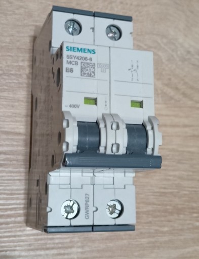 Zdjęcie oferty: Siemens 5SY4206-6