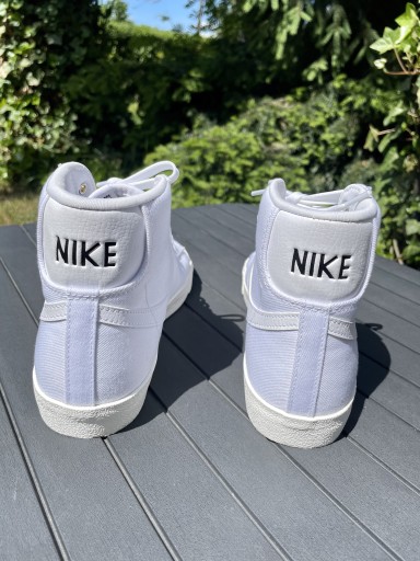 Zdjęcie oferty: Nike Blazer Mid Białe 