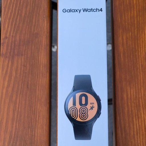 Zdjęcie oferty: Smartwatch Samsung Galaxy Watch4 44mm czarny