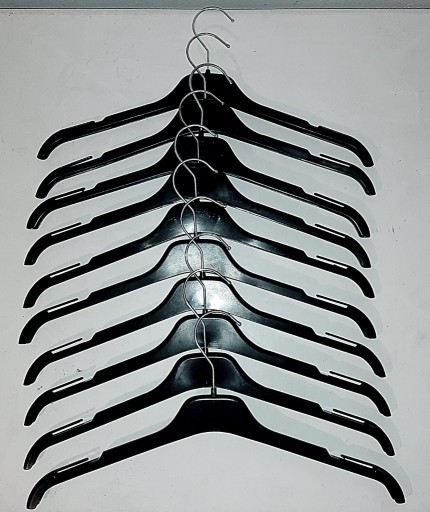 Zdjęcie oferty: Wieszaki odzieżowe bluzki typu polo zestaw 30szt