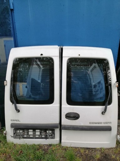 Zdjęcie oferty: Drzwi tylne Opel Combo C 2007 