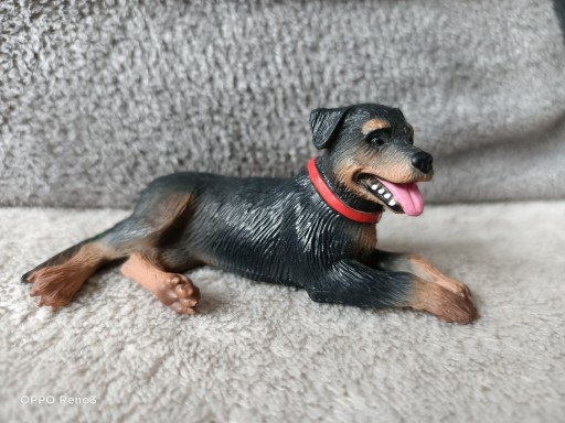 Zdjęcie oferty: Figurka piesek rottweiler Bullyland