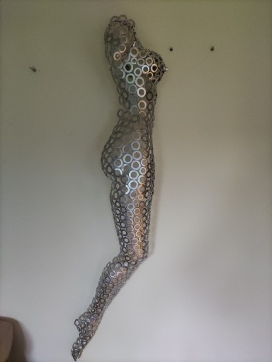 Zdjęcie oferty: Rzeźba 3D metaloplastyka postać kobiety 