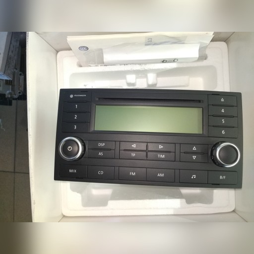 Zdjęcie oferty: NOWE Radio CD Volkswagen 7L6057195B Delta TOUAREG