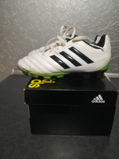 Zdjęcie oferty: buty piłkarskie Adidas trx fg