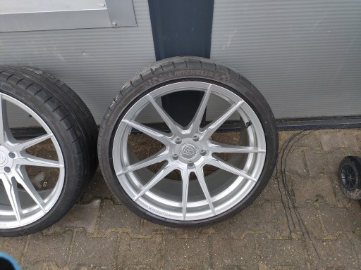 Zdjęcie oferty: Felgi rohana rf2 20 cali 10j et33  audi rs5 s5 a5