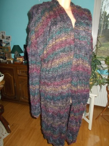 Zdjęcie oferty: Płaszcz damski robiony na drutach