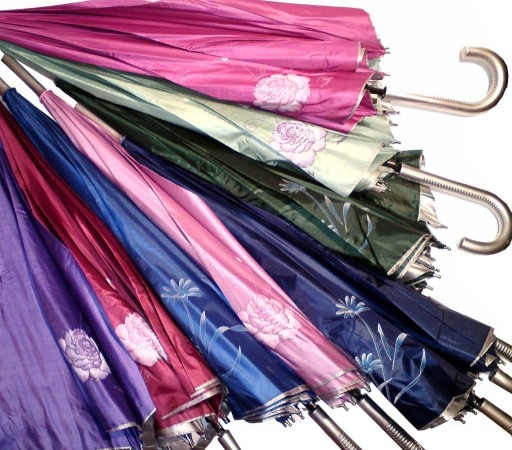 Zdjęcie oferty: Parasol srebrny kolor 10 ramion włókno węglowe