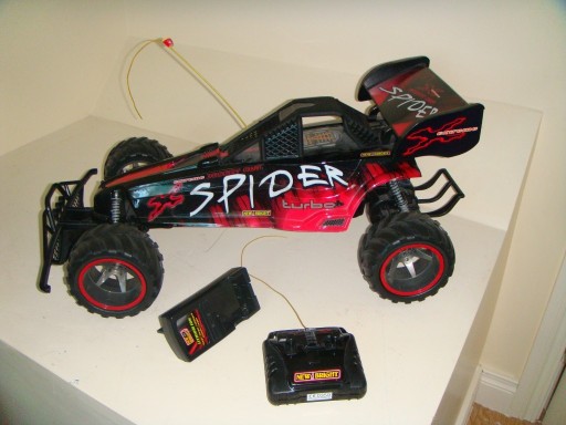 Zdjęcie oferty: Auro RC Spider duży 60cm dł. 9,6V aku