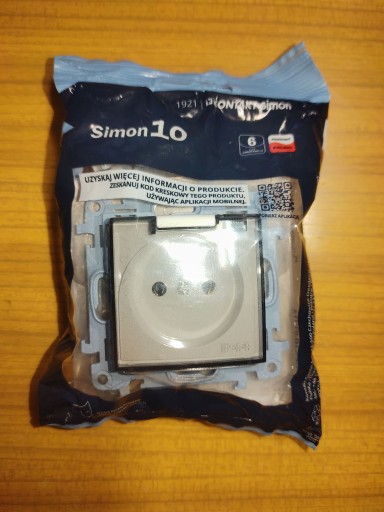 Zdjęcie oferty: SIMON 10 - Gniazdo pojedyncze CGZ1B.01/11A biały