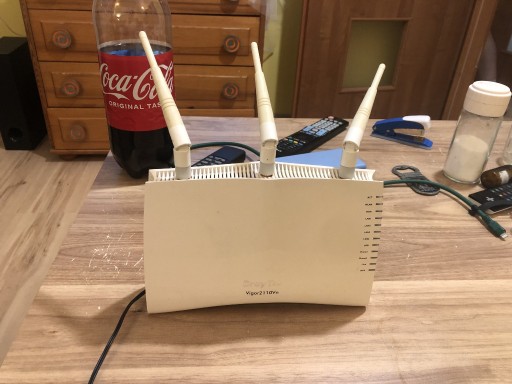 Zdjęcie oferty: Router DrayTek Vigor 2110 Vn 