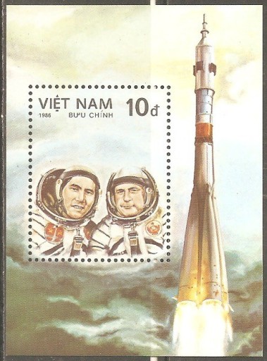 Zdjęcie oferty: Znaczki Bl29 Mi1672/78 Wietnam 1986