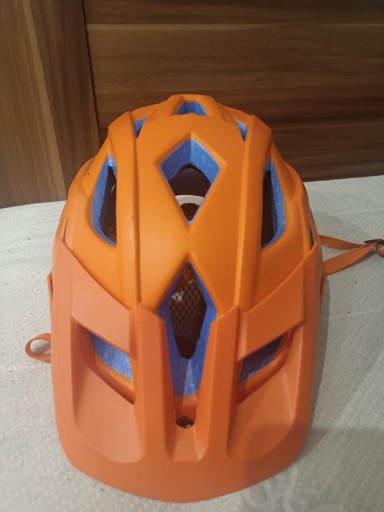 Zdjęcie oferty: Kask rowerowy pomarańczowy inmoldtech 