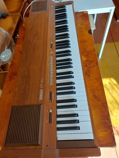 Zdjęcie oferty:  Pianino a YP-40 VINTAGE yamaha