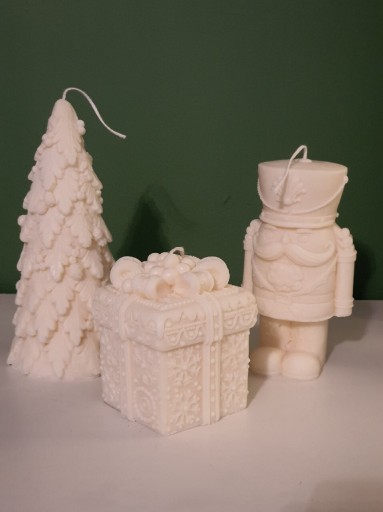 Zdjęcie oferty: Świeczka świąteczna zapachowa duża dekoracyjna zestaw 3 /2