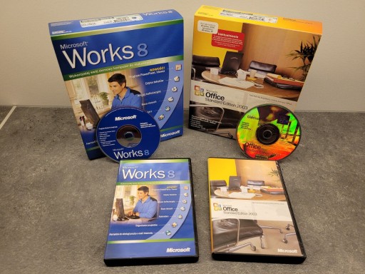 Zdjęcie oferty: Microsoft Office 2003 Standard UPG i Works 8 BOX