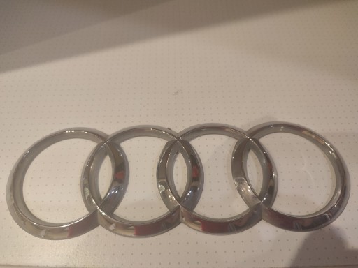 Zdjęcie oferty: Emblemat Audi srebrny oryginalny 