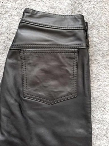 Zdjęcie oferty: Skórzane spodnie motocyklowe damskie rozmiar S