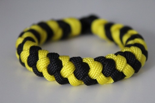 Zdjęcie oferty: Bransoletka paracord czarno-żółta 