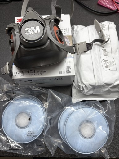 Zdjęcie oferty: Maska 3M i zestaw filtrów