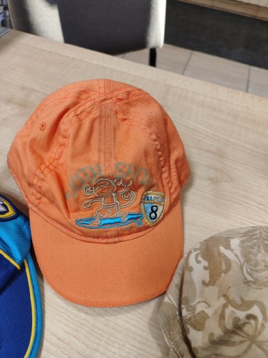 Zdjęcie oferty: Czapka z daszkiem 5 szt dla chłopca 6-12 mcy