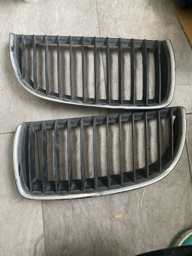 Zdjęcie oferty: Nerki bmw e90 przedlift grill 