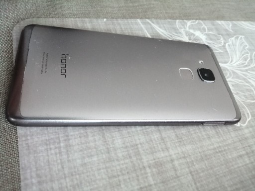 Zdjęcie oferty: Smartfon honor 7