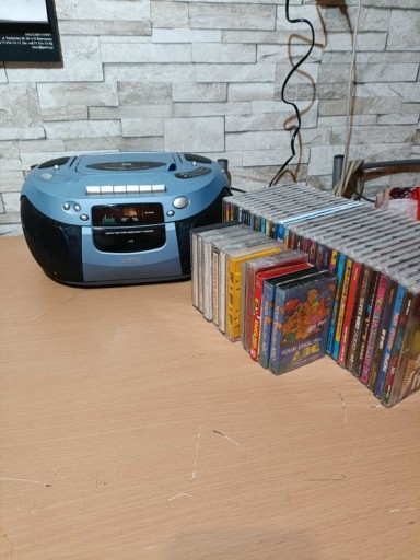 Zdjęcie oferty: LIFETEC LT 4795 + płyty+ kasety