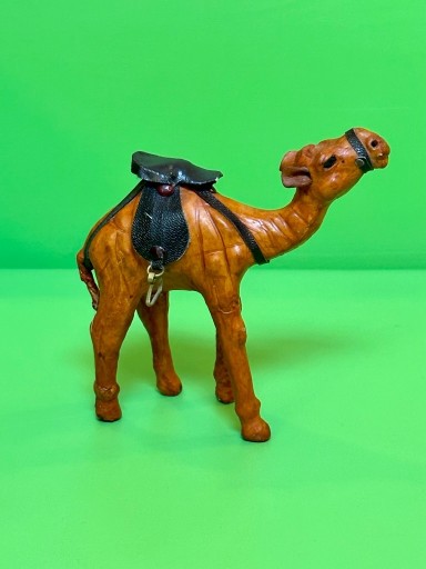 Zdjęcie oferty: Zabawka zwierzę wielbłąd z lat 60 PRL vintage 