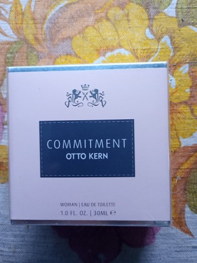 Zdjęcie oferty: Perfum commitment Otto kern nowy 