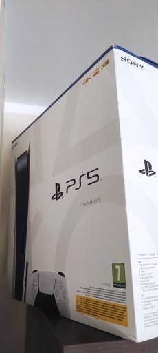 Zdjęcie oferty: PlayStation 5 + Słuchawki Pulse 3D + gra (Wrocław)