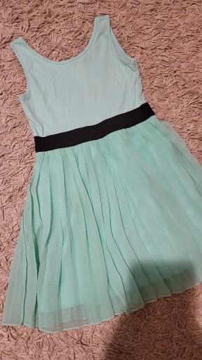 Zdjęcie oferty: Sukieneczka tiulowa 134/140 H&M