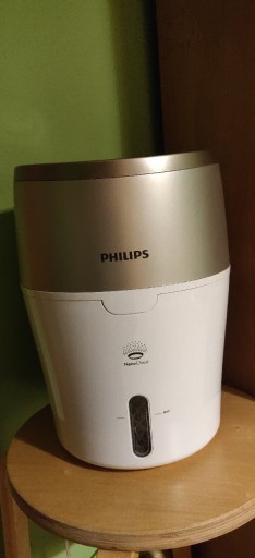 Zdjęcie oferty: Nawilżacz powietrza Philips HU4803 jak nowy