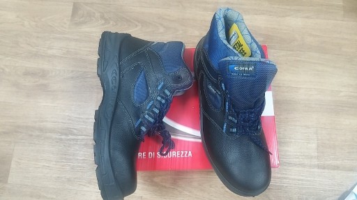 Zdjęcie oferty: Buty/Trzewiki robocze firmy COFRA rozmiar 45