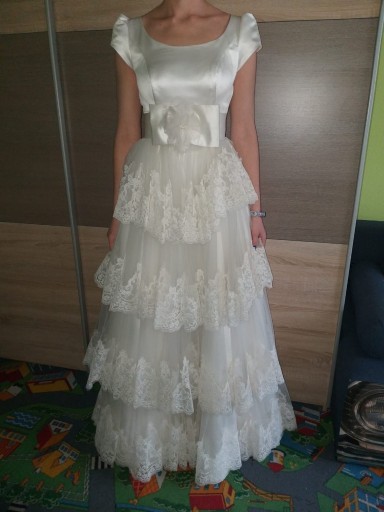 Zdjęcie oferty: Piękna suknia ślubna rozmiar 36