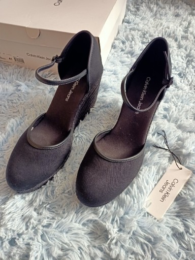 Zdjęcie oferty: Czarne buty marki Calvin Klein roz.41, nowe!