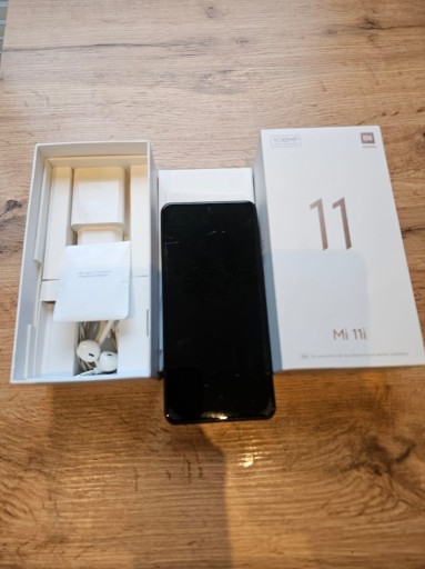 Zdjęcie oferty: Smartfon Xiaomi Mi 11i 256gb 5G