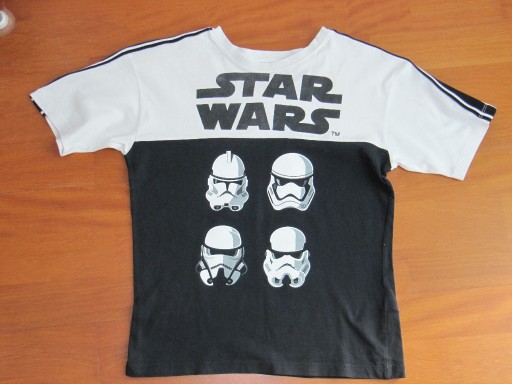 Zdjęcie oferty: Thisirt chłopięcy Star Wars cool club 134 cm