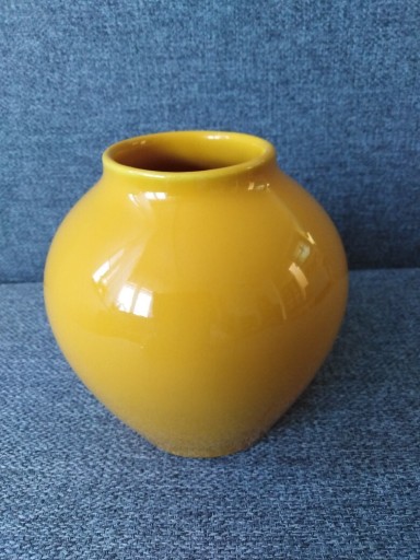 Zdjęcie oferty: Wazonik ceramiczny 