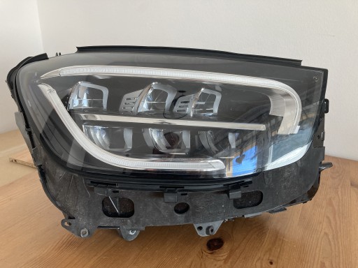 Zdjęcie oferty: Mercedes GLC lampa przednia prawa a2539068201